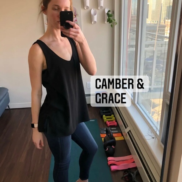 Black loose crew neck tank with silver detailing - Picture 1 of 1